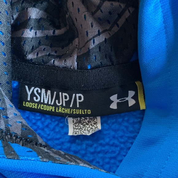 Boys Under Armour UA Storm Hoodie -SMALL - Picture 2 of 3